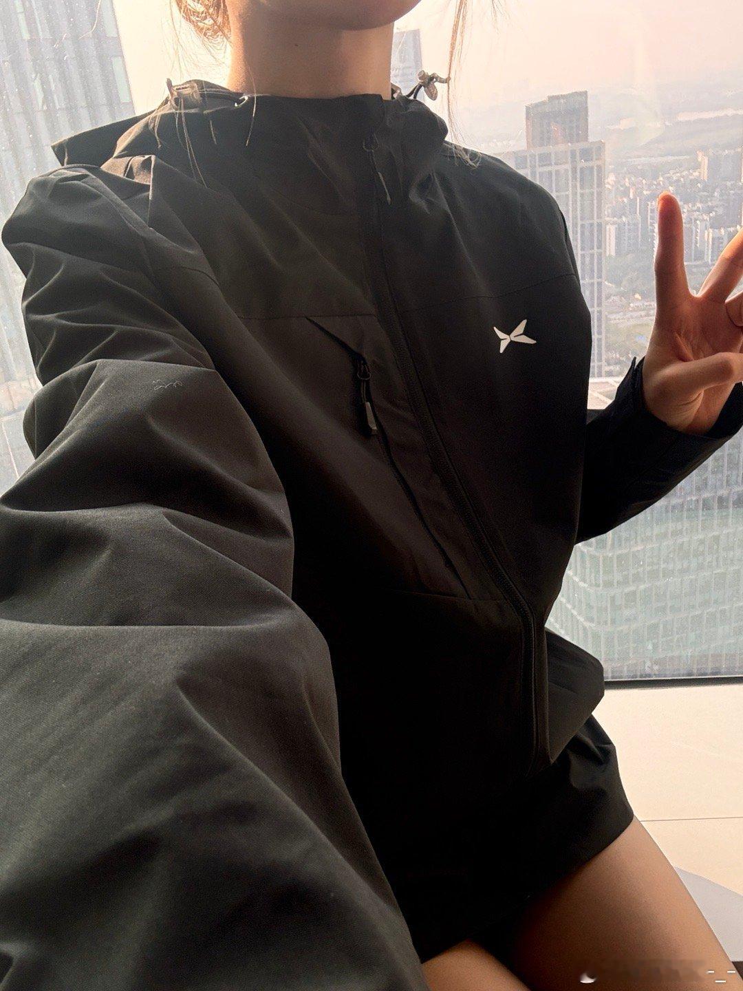 明天穿这个👆🏻欧尼茜茜小鹏