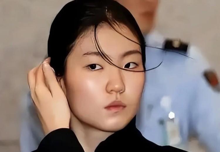 2018年平昌冬奥会，女子1000米决赛最后一圈。
韩国队双保险，主场观众都快疯