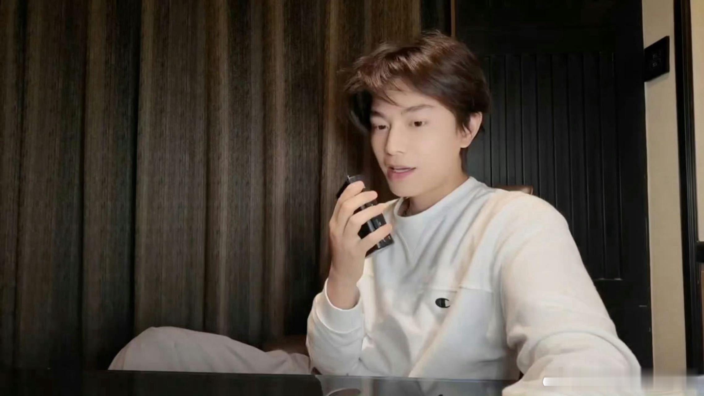 天呐！ 你这次真的把浪漫玩到极致了！亲手打包礼物，每一个小细节都处理得完美无缺，