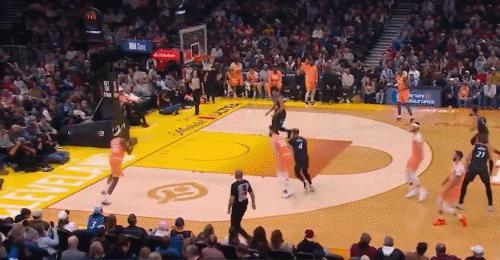 NBA年度十大封盖之一了！！都给帽蒙了！帽夹了都！