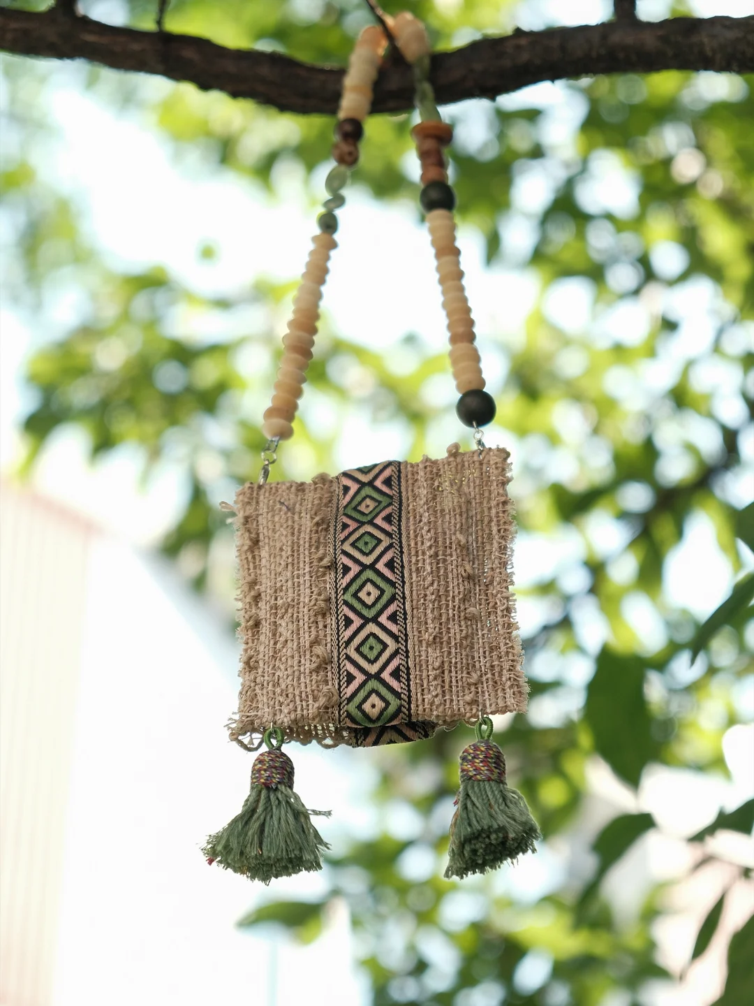 春日的第一缕香气，能戴出门的草本香包