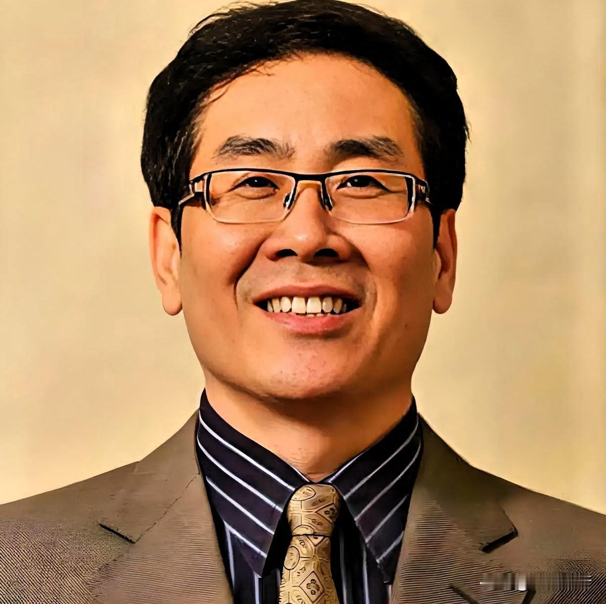 这下宗泽后失算了
他怎么都没想到，
宗馥莉居然又重回娃哈哈了，这下他刚推出的娃小