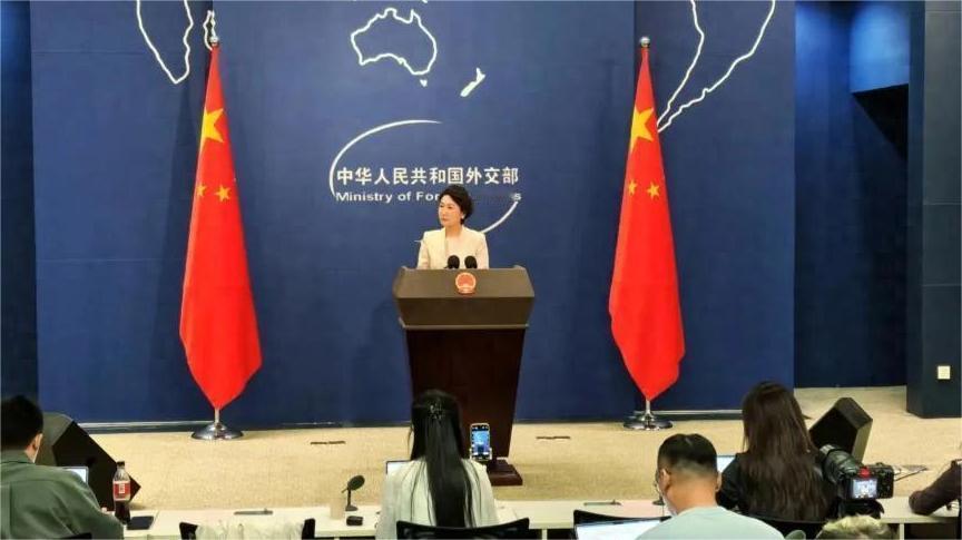 真是滑天下之大稽！日本国内最近可以说是彻底“破大防”了，舆论简直炸开了锅。原因出