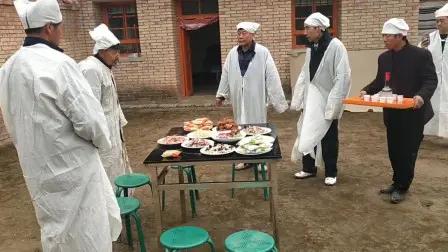 白酒市场又遭一记闷棍！
最近几次参加老家白白事，发现一个变化：全程不提供白酒了！