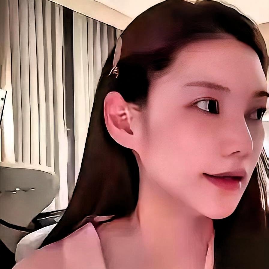 张兰这手玩得也太绝了。
 
马筱梅想让孩子跟着自己姓马，
张兰当场直接放话：
想