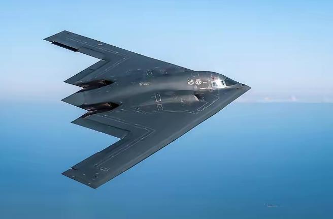 一位美国专家表示，在美国对伊朗实施打击后，中国已然彻底失去了和美国抗衡的底气，但