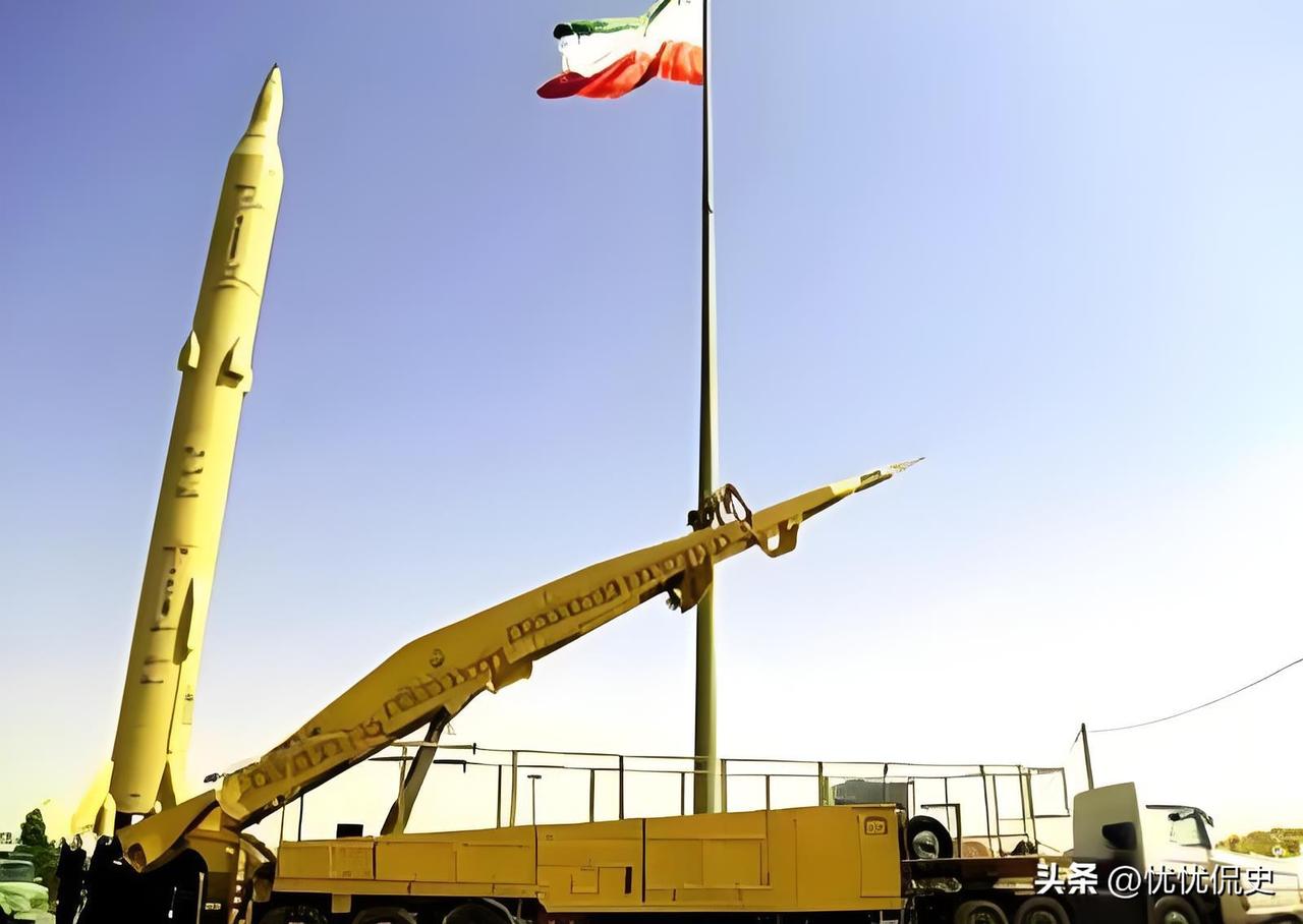 7分钟内即可覆盖以色列全境！伊朗第54轮打击“泥石”固体导弹登场。
 
2026