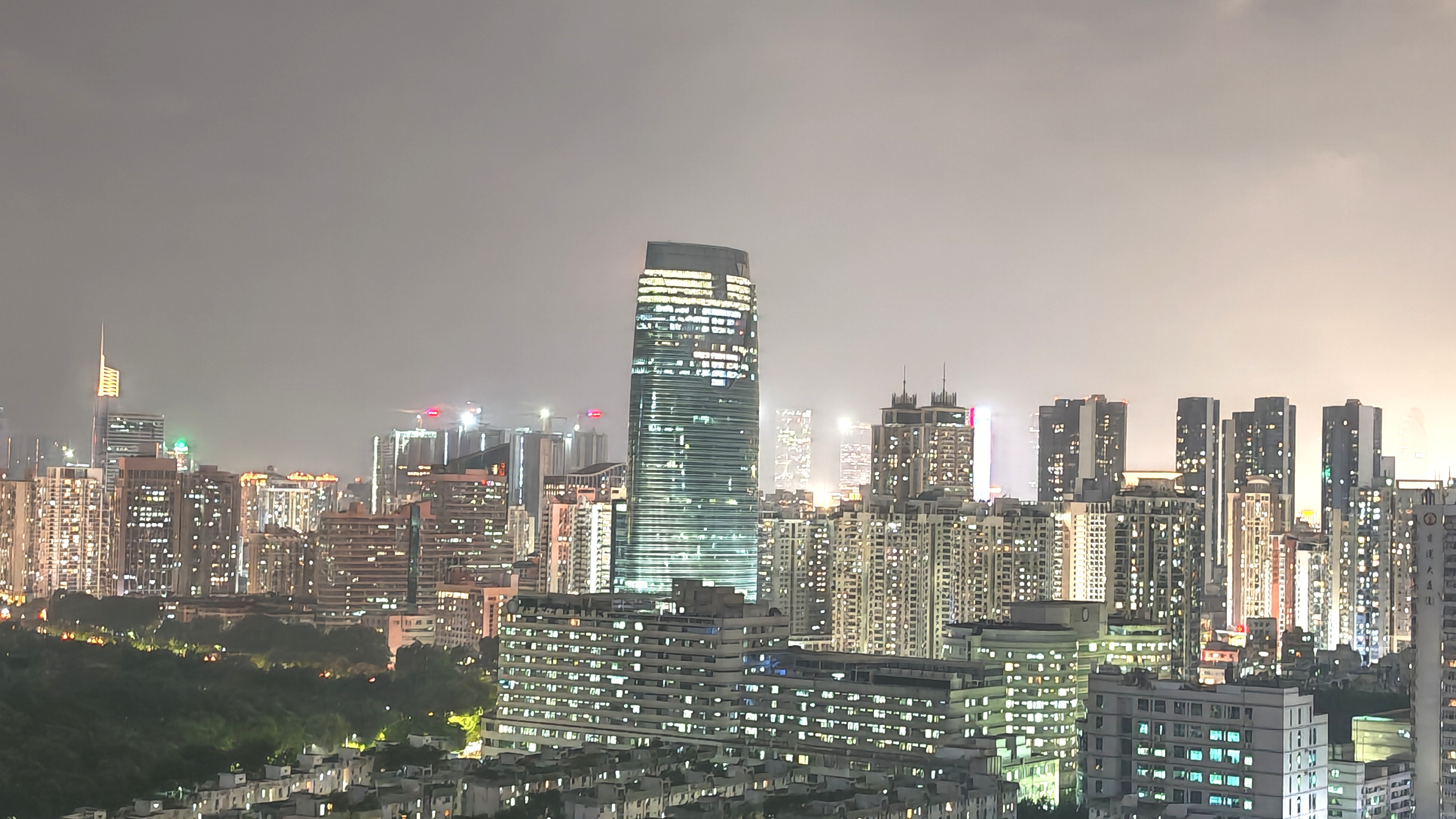 盈亏同源这个词是金融帝国的作品中第一次看到的，用四个字就概括了交易的本质，很有趣