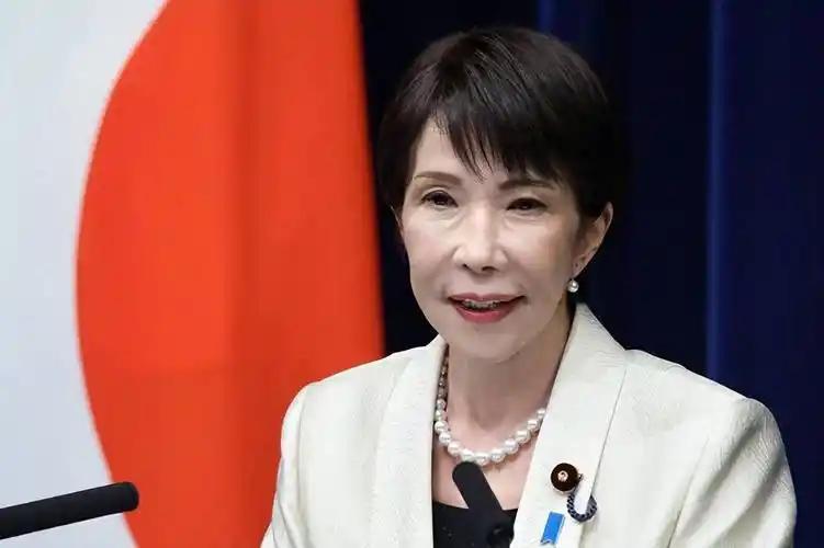 最近一段时间，日本对华外交姿态明显放软，高层频繁释放缓和信号，经贸代表团接连赴华