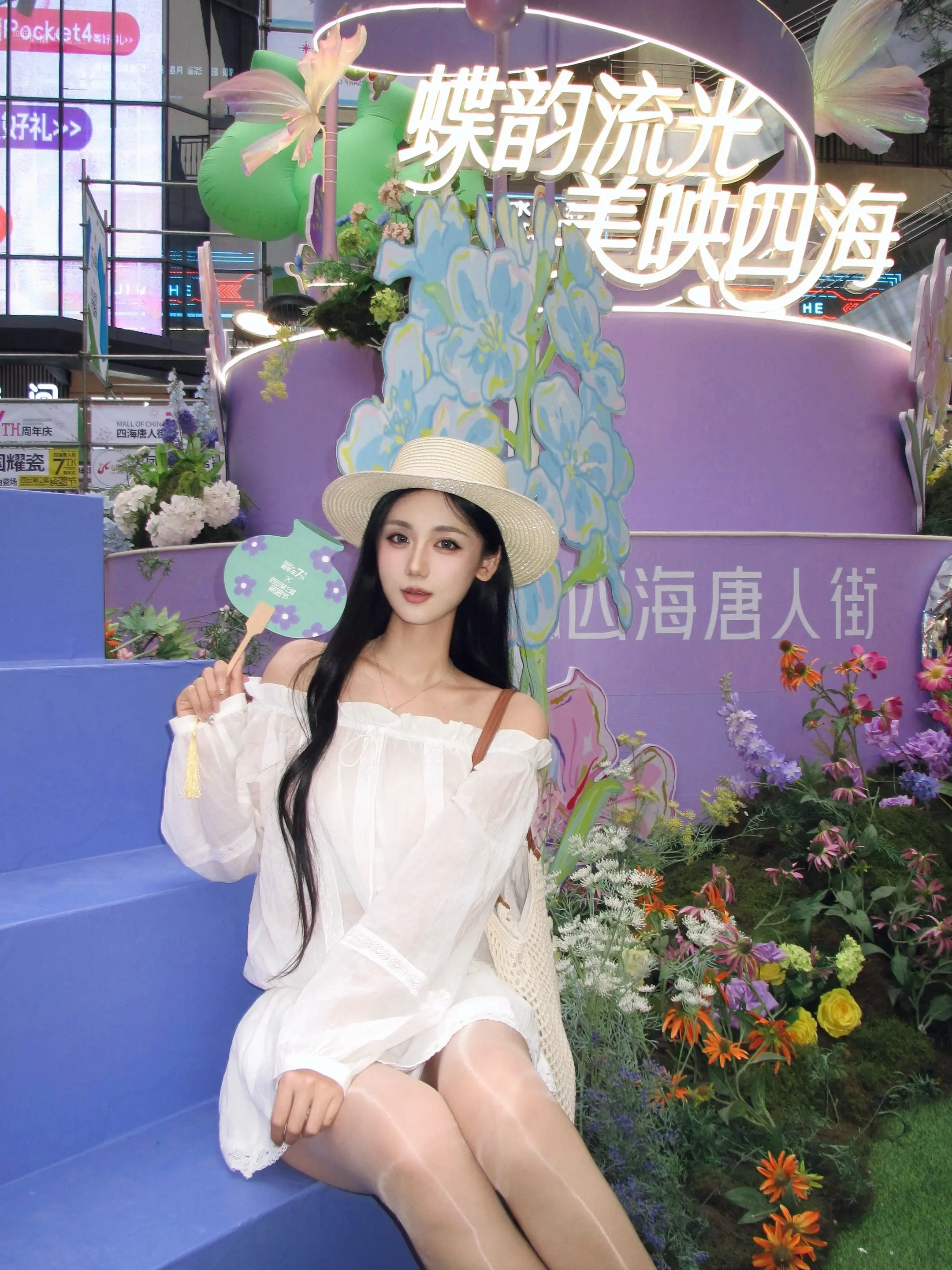 心的距离 无法丈量 有时是一百场电影 有时又只是一个眼神