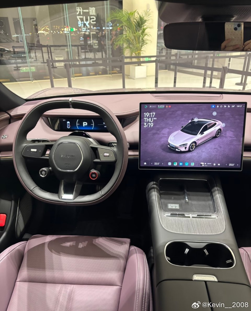 问界M7对比小米SU7这内饰差距真的好大啊 