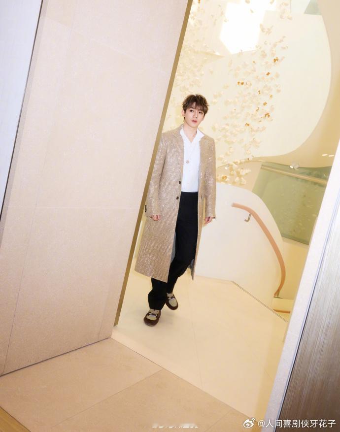 Dior官方ins认领邓为李昀锐Dior外网认领邓为李昀锐Dior 官方 ins