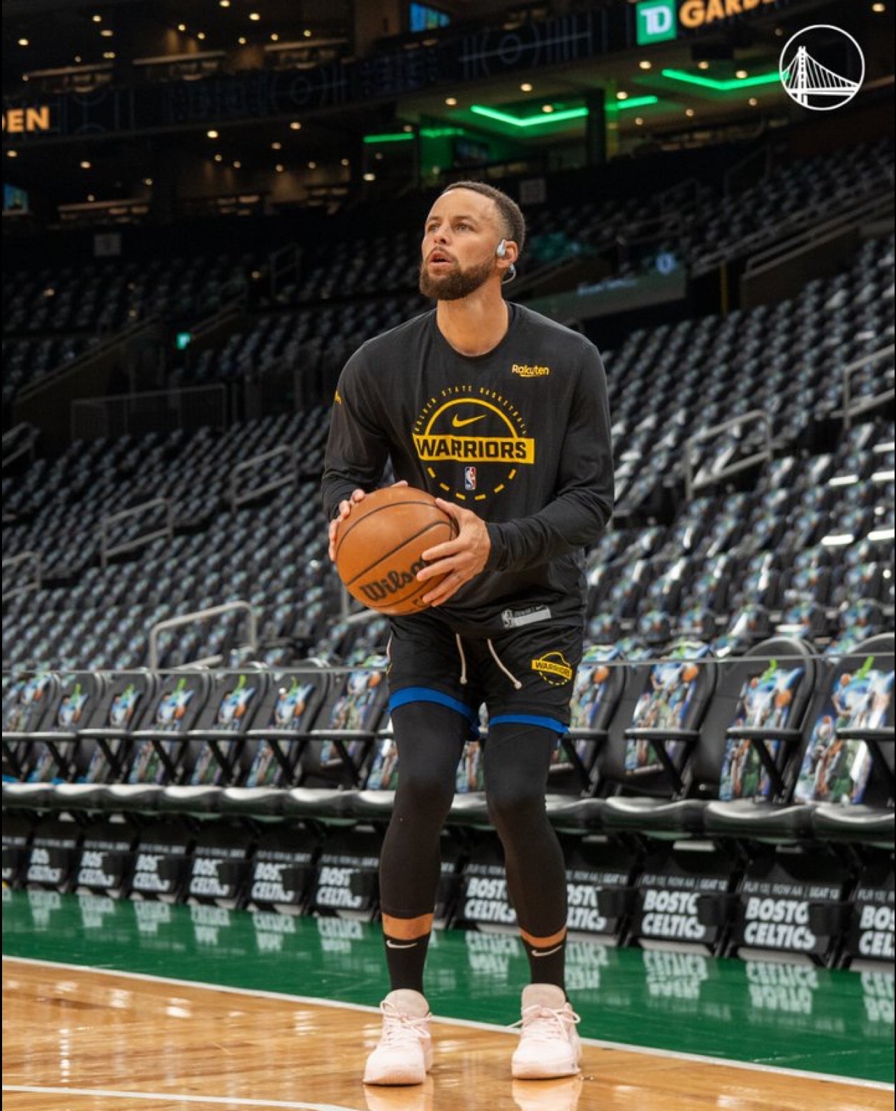 ➡这就练上了？Shams：勇士对库里在本月底回归持乐观态度 后者加强了训练强度s