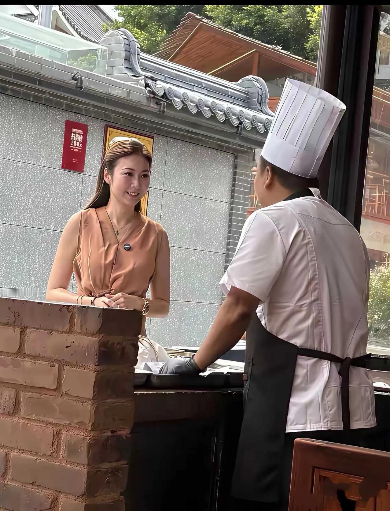电视上看确实一般般，真人巨美！