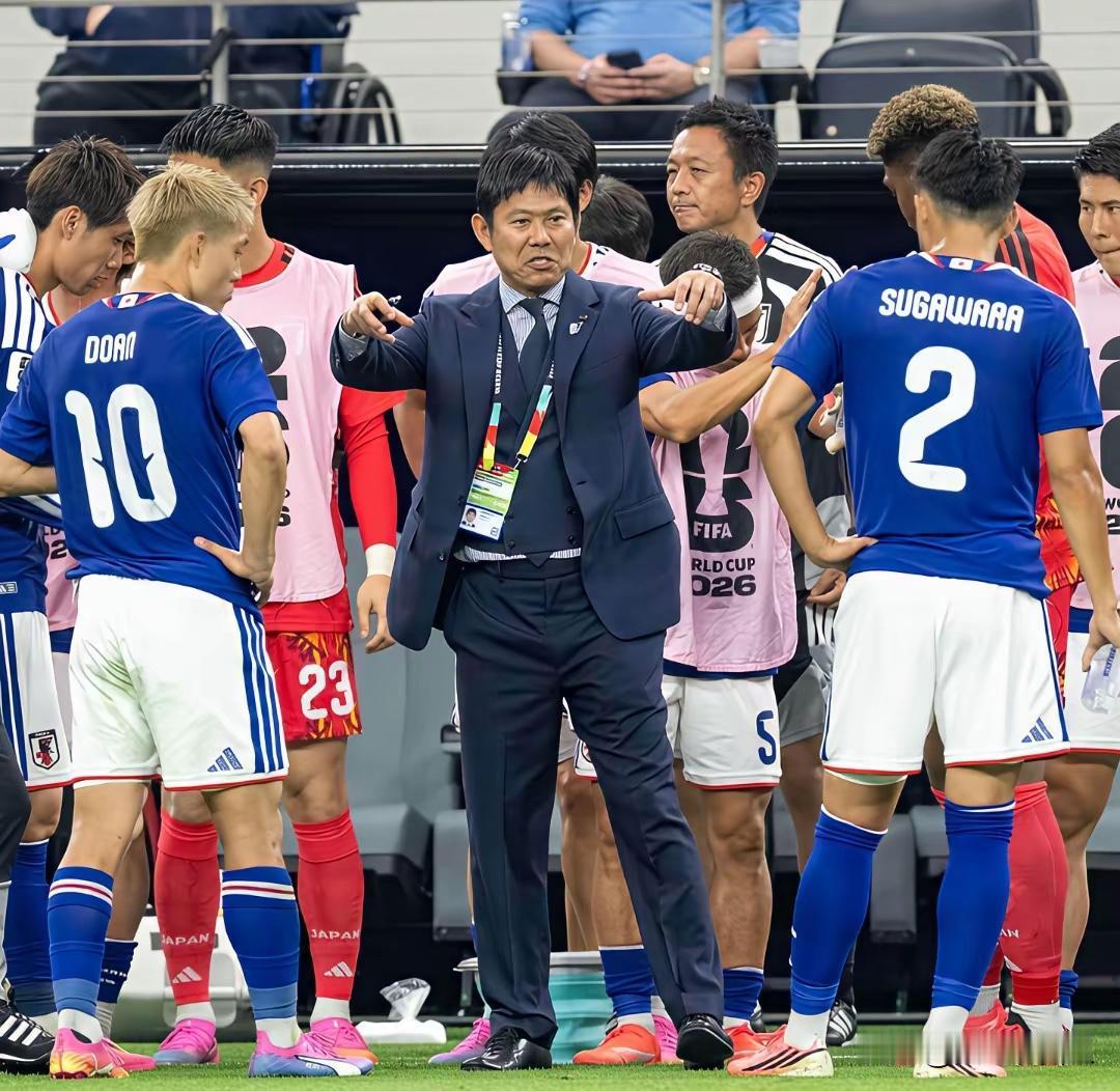 打脸还是被打脸？
日本队在本次世界杯喊出夺冠的口号，想必除了他们自己没多少人把
