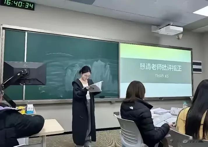 人最害怕这个，被拿捏，被威胁，受尽委屈，却没有希望！
孙同学本以为吃了学习的苦，