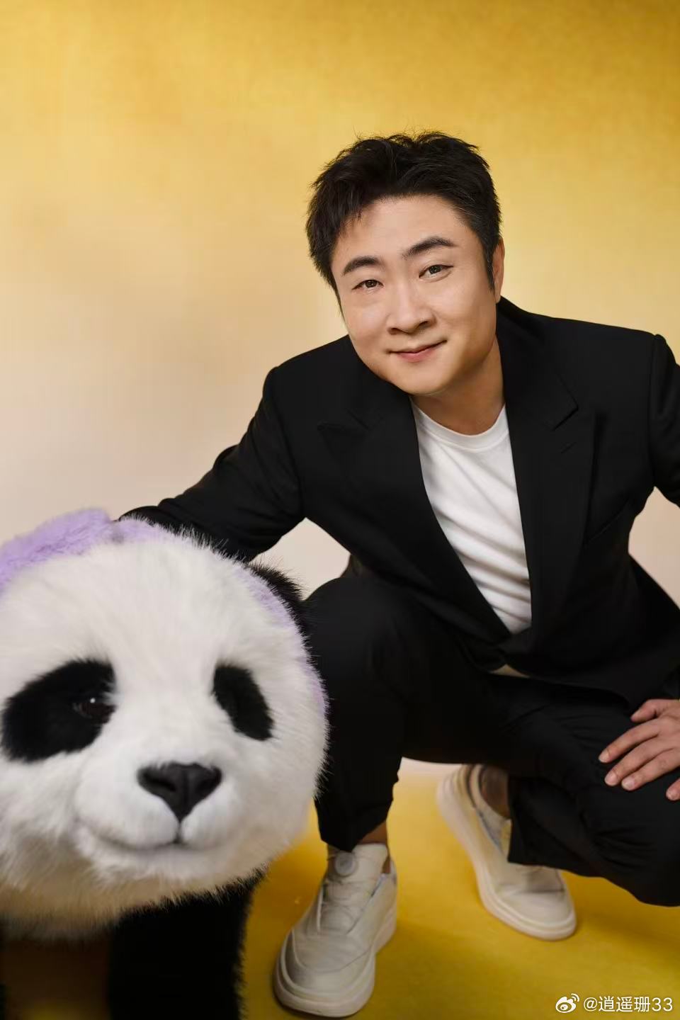 乔杉带着熊猫胡胡来给内娱点萌度 内娱萌值直接拉满！谁能拒绝“反差萌”乔杉和圆滚滚