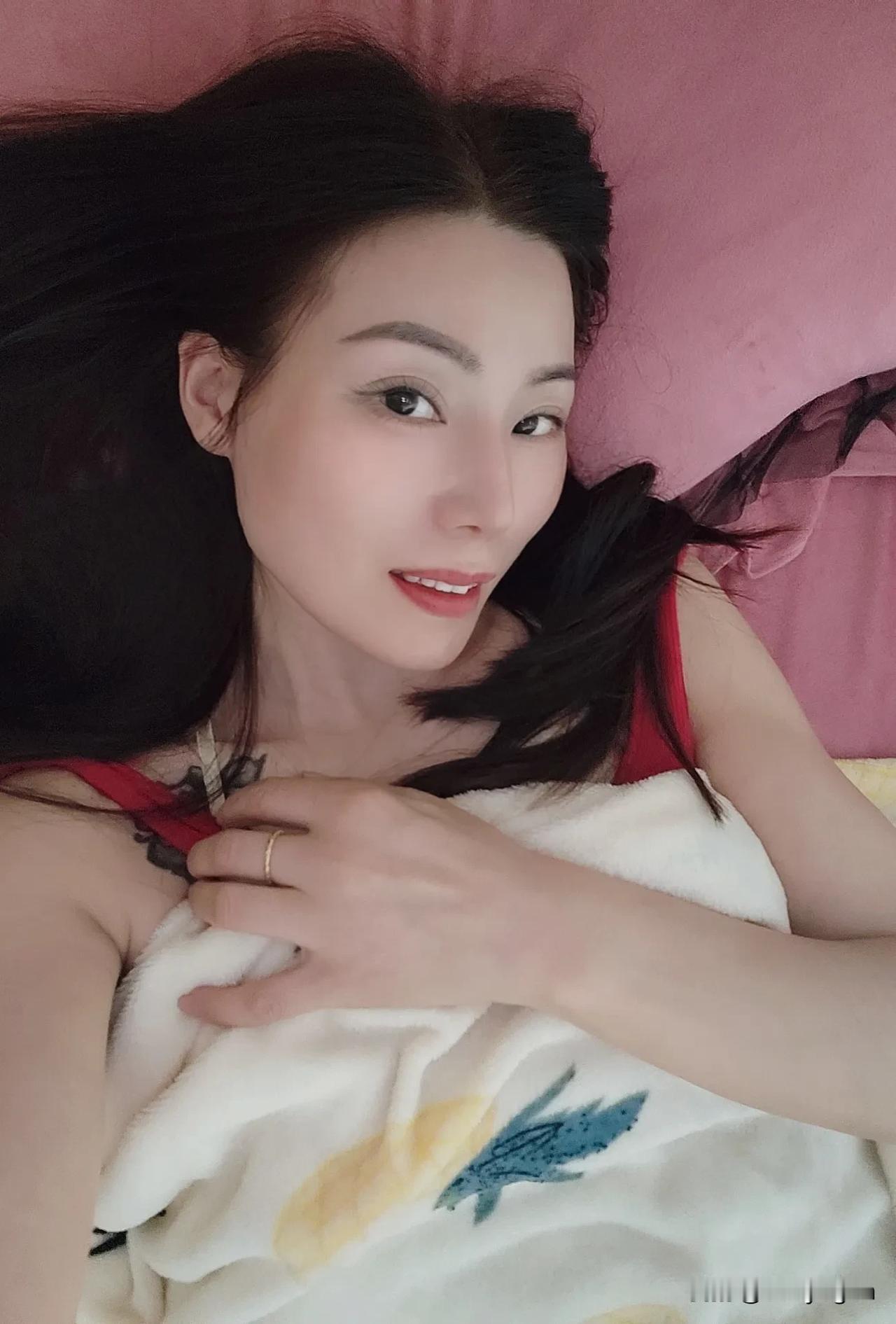 在家好好睡个美容觉吧！慵懒松弛感 宅家日常记录 居家生活碎片
