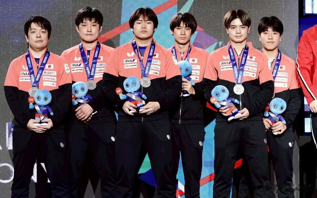 2026年国际乒联伦敦团体世乒赛
松岛辉空赛后发文：2026年伦敦世乒赛 银牌?