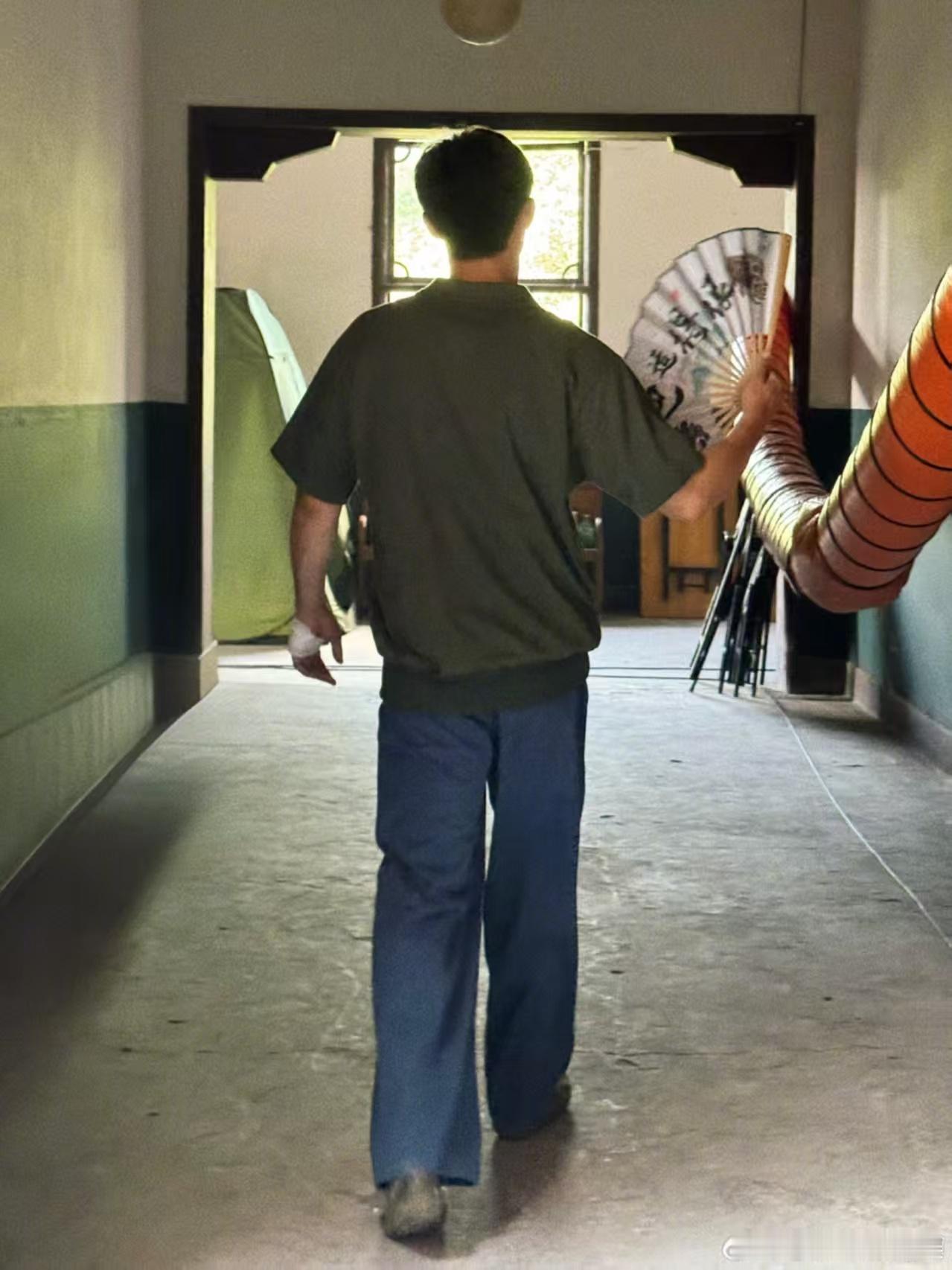 黄景瑜杀青文黄景瑜重器杀青发文黄景瑜重器杀青发文，早日见面，[爱慕][爱慕] ​