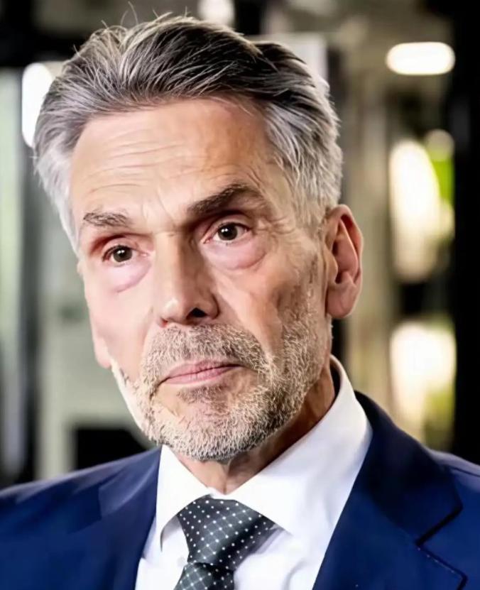 荷兰新消息！
2026年4月7日，据荷兰媒体及多家外媒证实，荷兰国防部正式宣布以