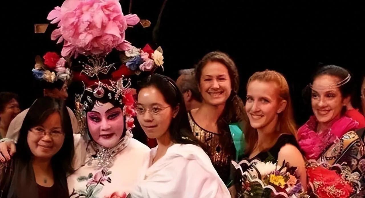 1988年，智取威虎山剧组赴美演出，30多人滞留不归，声称弘扬国粹

1988年