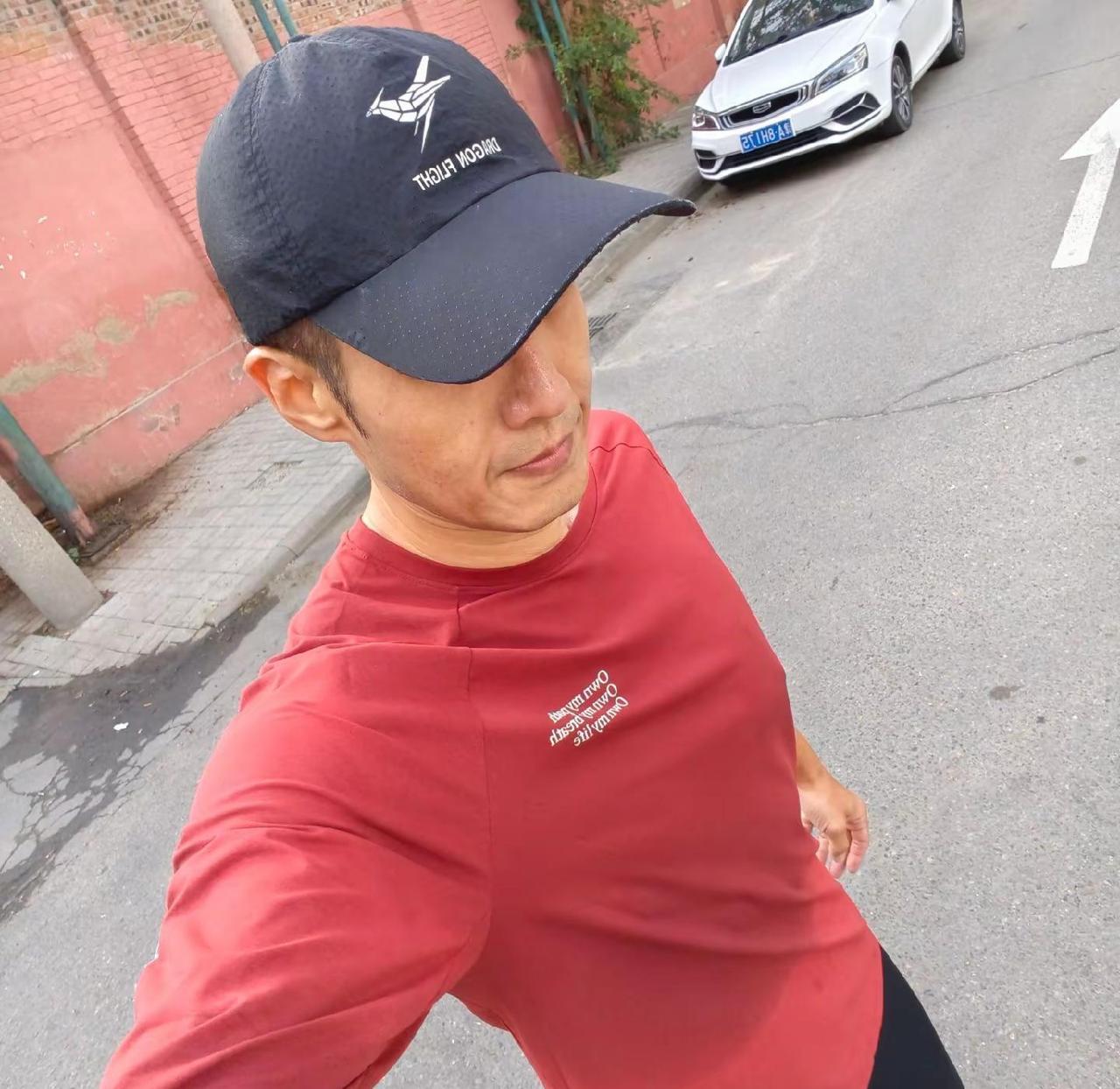 赛前最后一个小强度，刺激一下子心肺，尽力而为吧比赛，安全第一😂马拉松训练 运动