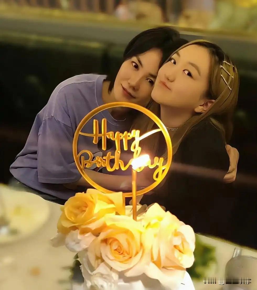 要是没王菲，当年的嫣然天使基金根本就组建不起来，再有情怀没有能力和影响力也是白扯