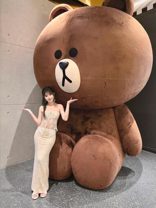 在澳门和LINE FRIENDS 🤎快乐干饭！
