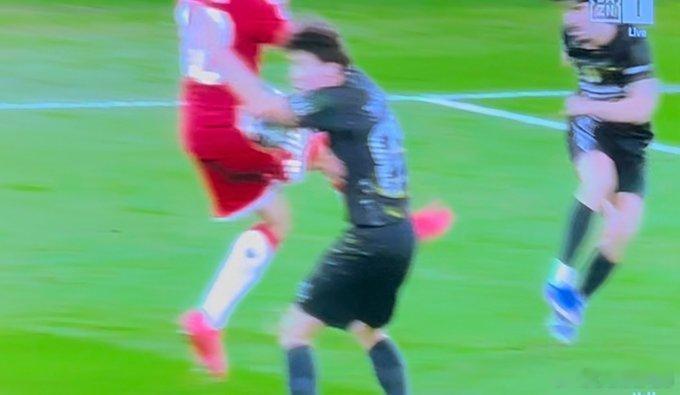 🚨【前FIFA和德甲裁判曼努埃爾·格拉菲詳細解析歐冠半決賽，巴黎聖日耳曼🆚拜