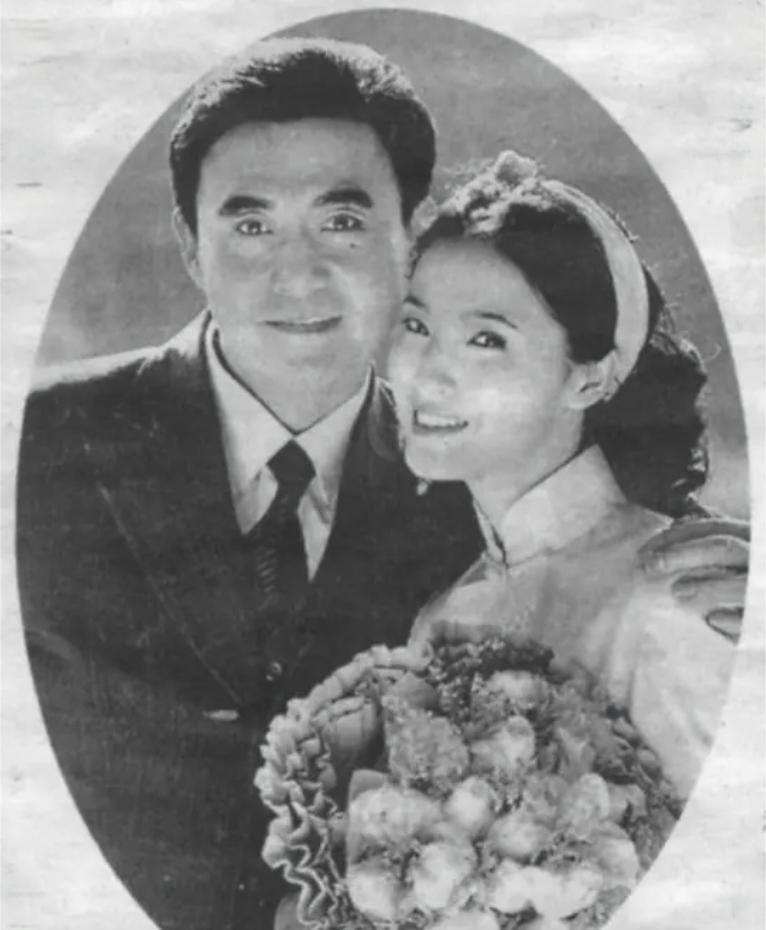 1945年，被关押6年的赵丹出狱，他满心欢喜的找到妻子后，却发现妻子挺着大肚子，