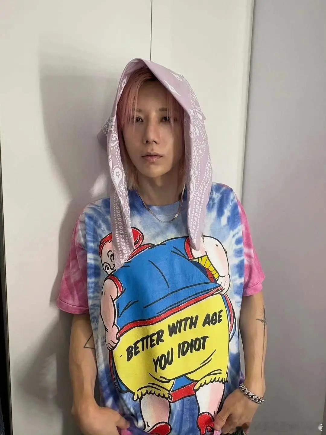 一点也认不出张贤胜了 又假又老 ​​​