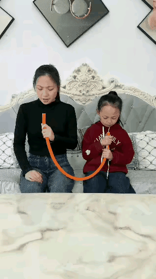 小小年纪，不讲武德，投机取巧，注定失败。