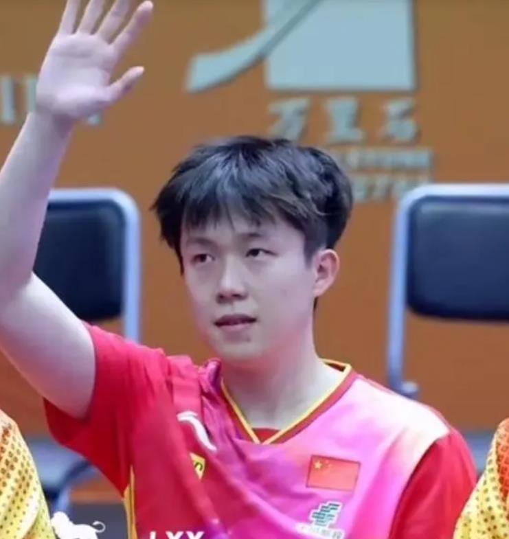 孙颖莎王曼昱成长期，人们只给陈梦加油，也没说是饭圈啊！给自己喜欢的老运动员加油很