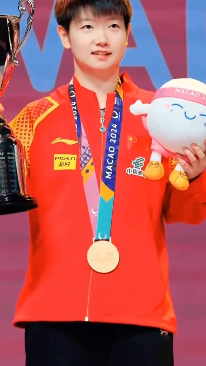 孙颖莎不为人知的故事。
万万想不到，孙颖莎这个人我真的猜不透她。她赢那么多奖金又