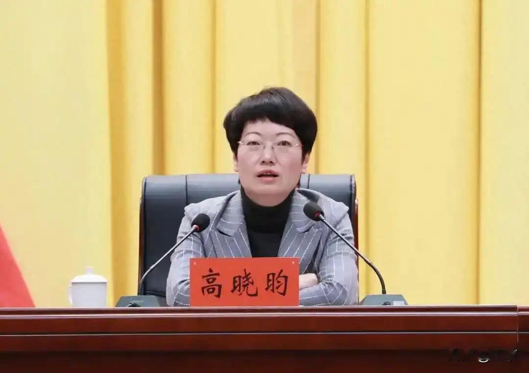 在中央党校讲"小康梦"的贵州女厅官，五年多后，被纪委通报
 
2020年12月2