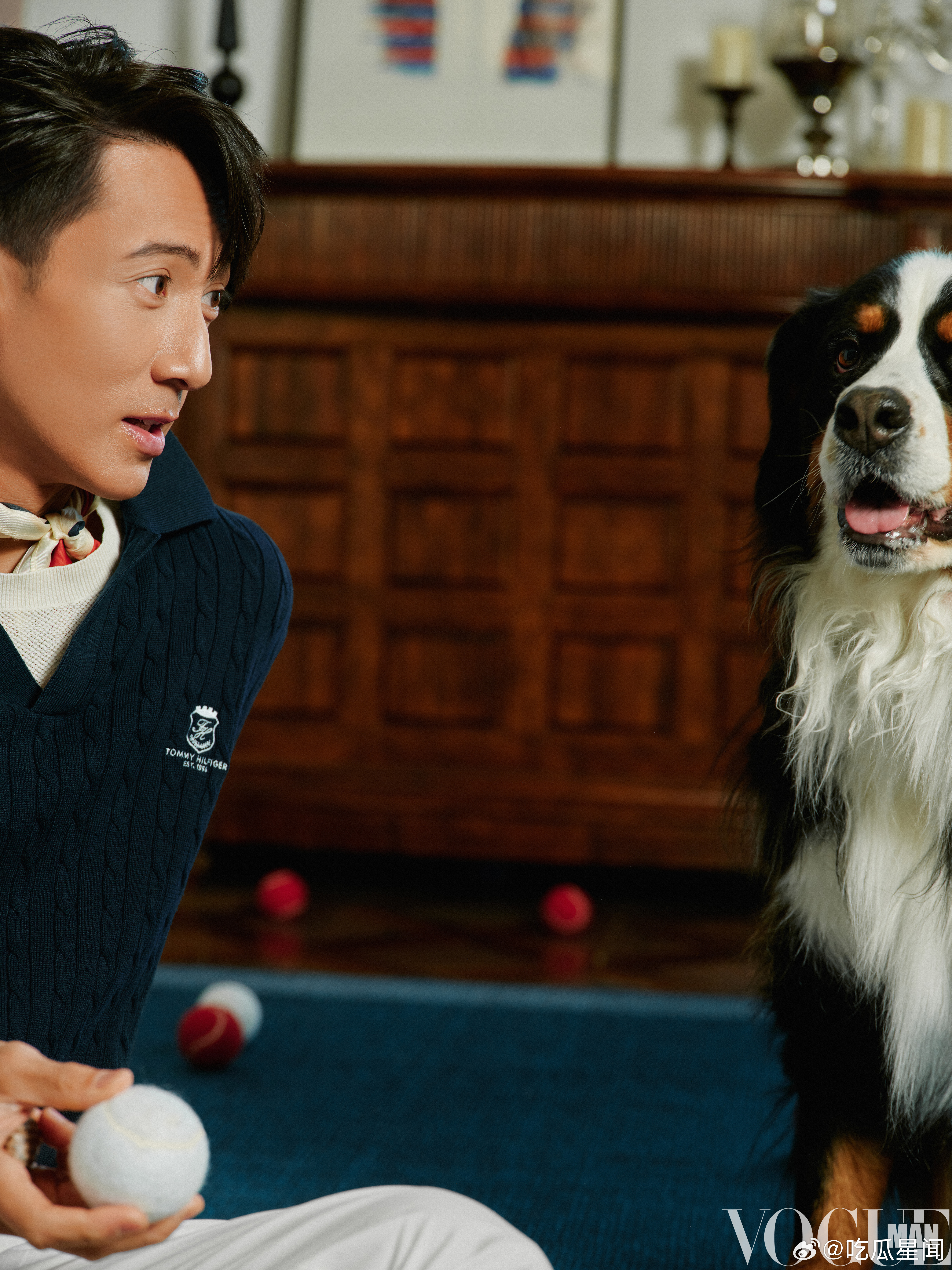 46岁的吴尊帅成啥了46岁的吴尊帅到让人失语！最新杂志大片惊艳释出，绅士儒雅、冷