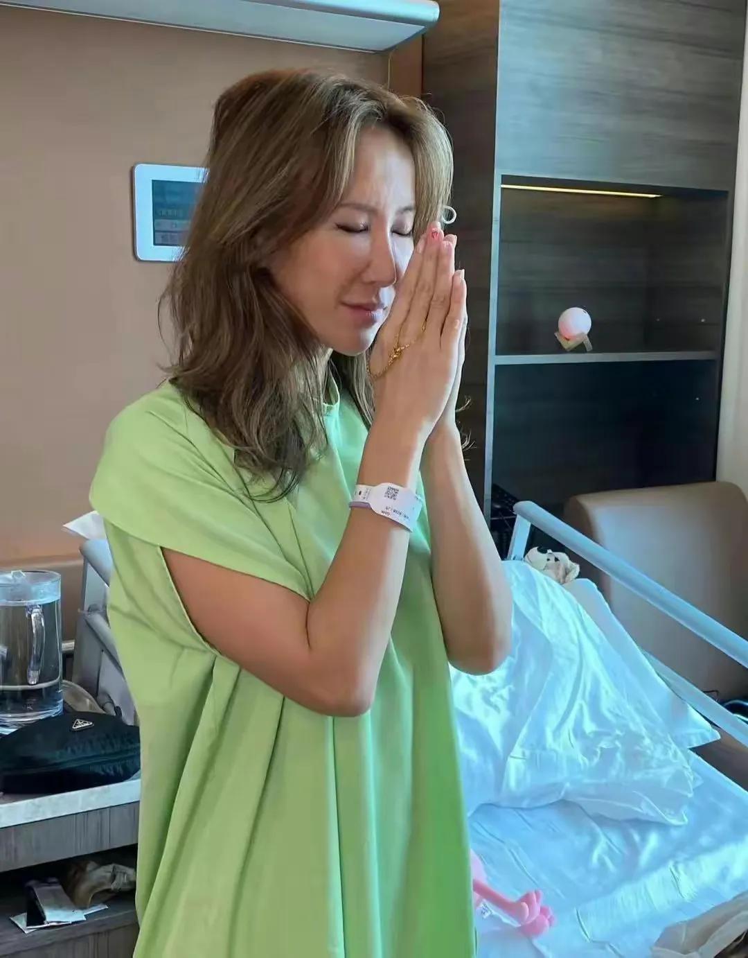不敢相信，李玟会因为抑郁症轻生！

我采访过两三次李玟，印象最深刻的一次是在华天