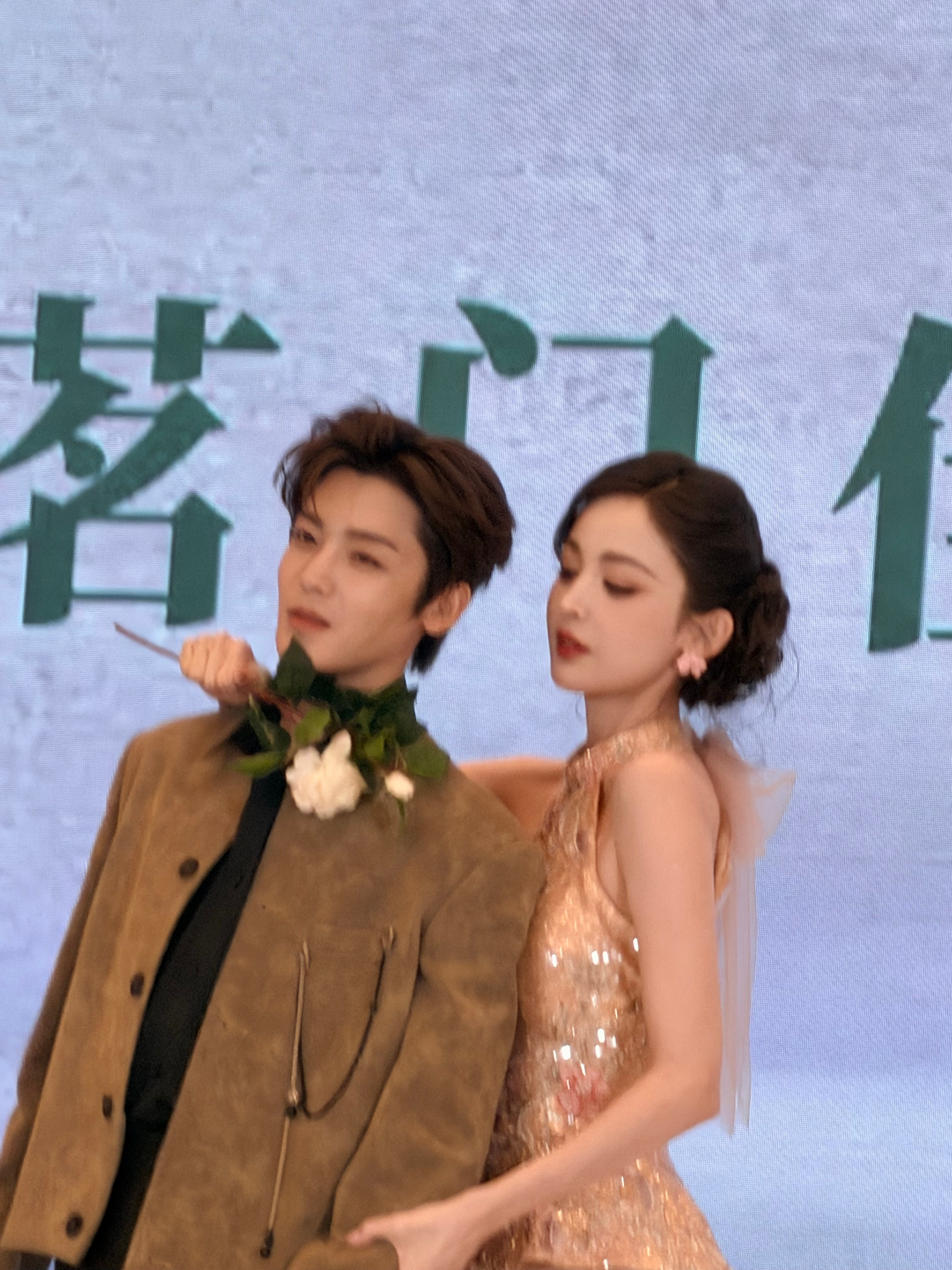 如何！ 我看了超长片花～剧里 这对设定可以的！ 能磕到！ ！ ！ ！ 男帅女美！