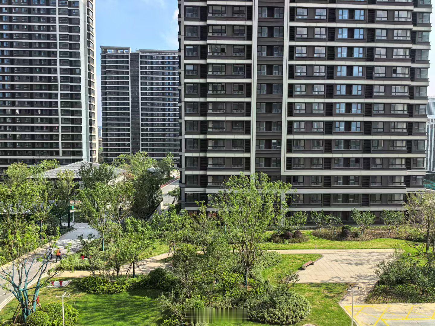 深铁再借5.19亿给万科人生记录疫情过后，面对房地产行业下行压力，各地都出台了借