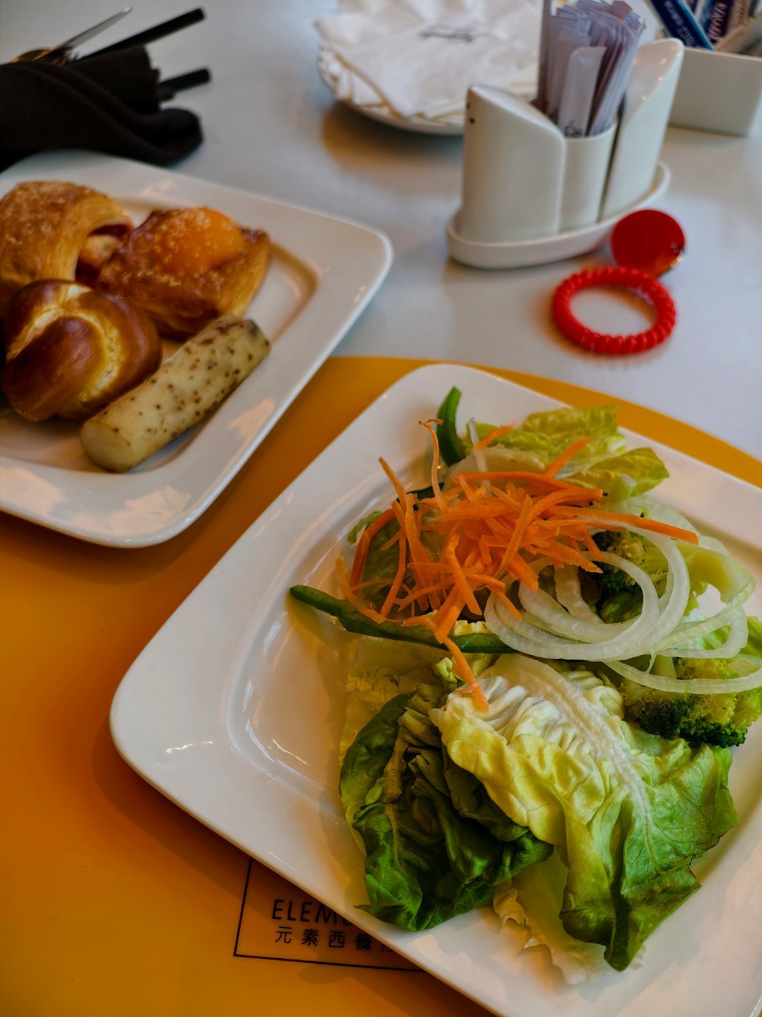 早啊 兄弟们听说今天下午放假你们收到通知了吗