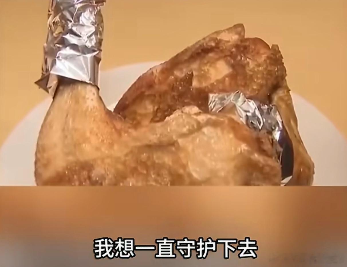 日本炸鸡店一锅油反复用66年这也太不卫生了吧，用了66年，比我年纪都还要大上两倍
