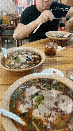 这种便宜不能占，容易把胃吃坏了，话说回来了，这东西能值几个钱，全吃能占多大的便宜