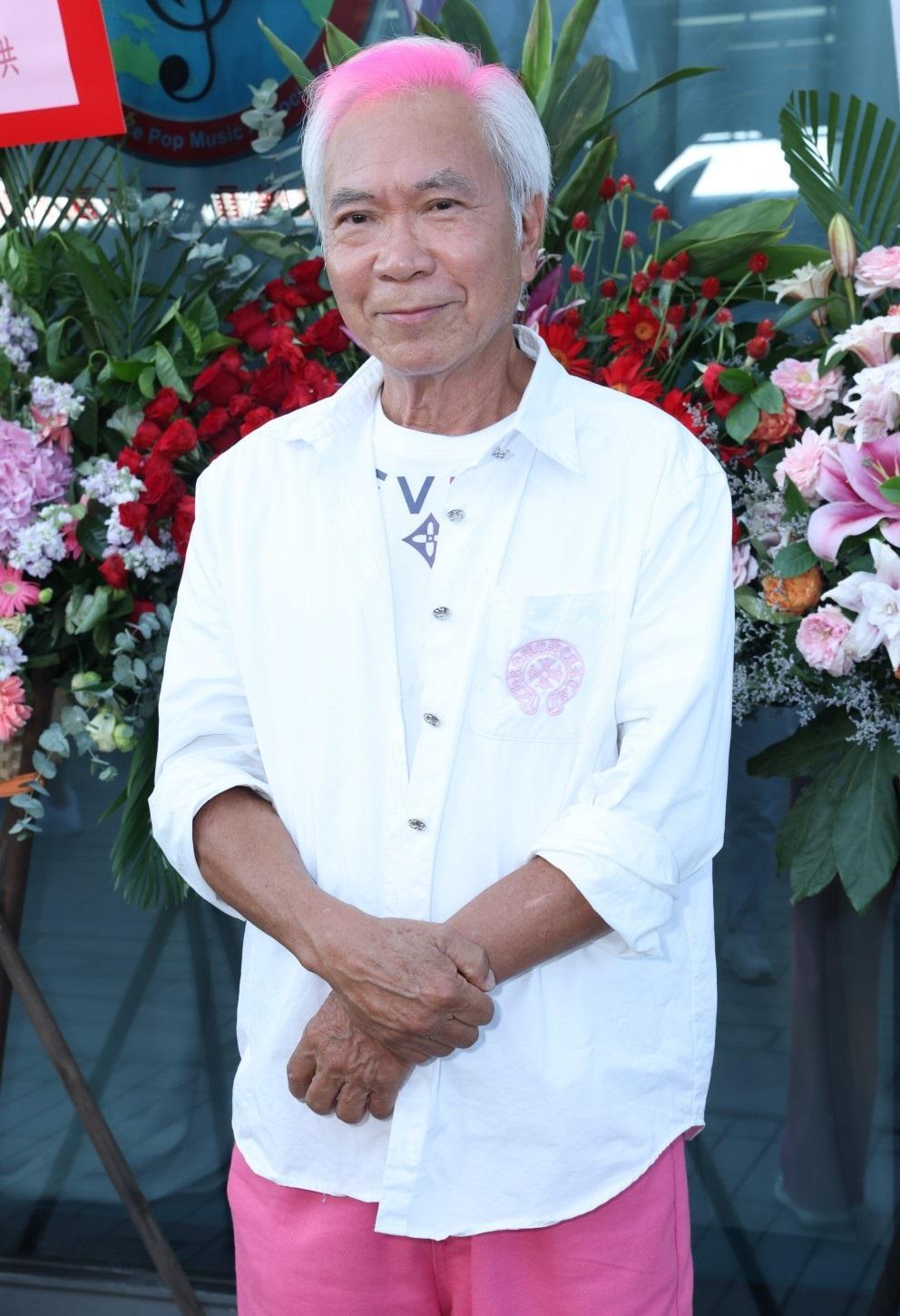 香港资深艺人李龙基近日出席"全球华人流行音乐总会乔迁庆祝酒会"时，就近期关于其未
