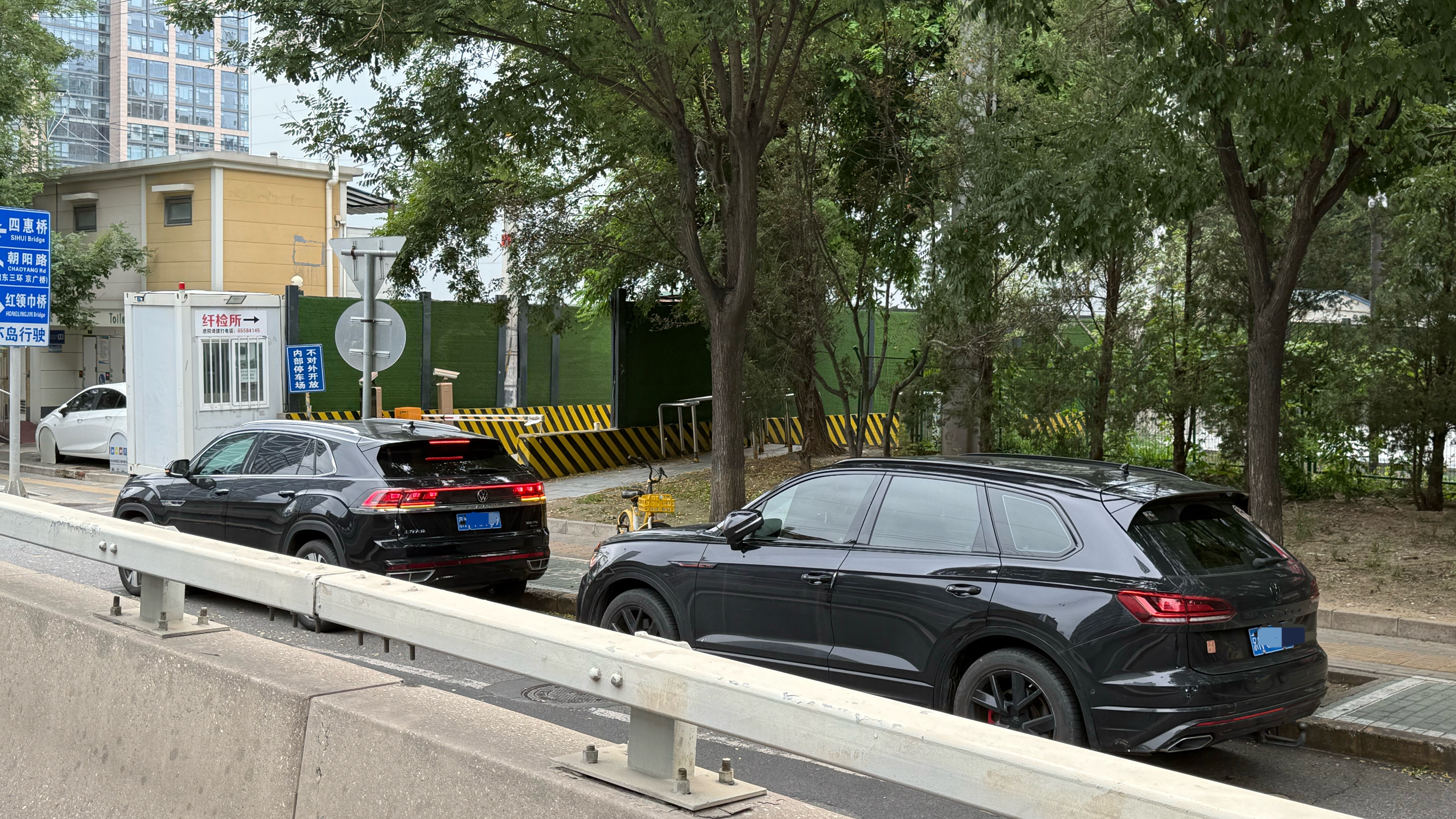 你说他俩谁高级[不愧是你]汽车资讯汽车杂谈我与汽车的日常 ​​​