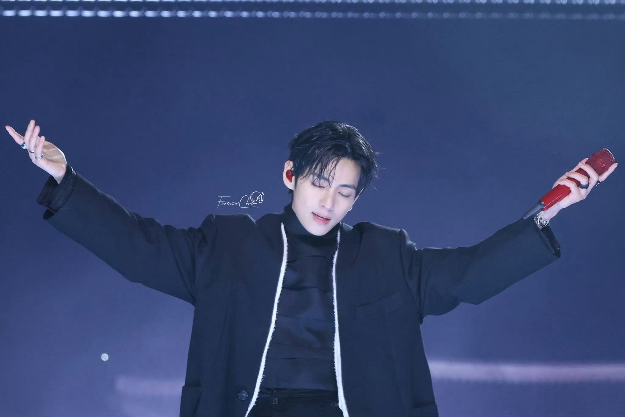 一直在给猴公底气 