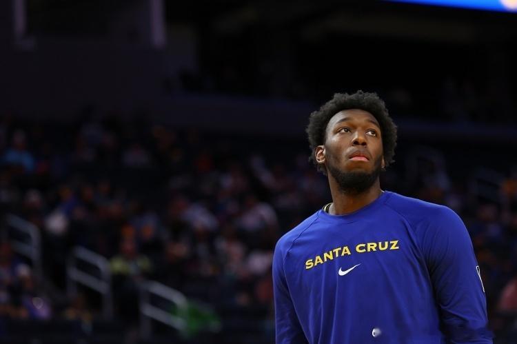 1月27日 近日，阿里纳斯在节目中讨论了勇士王朝的终结。他说：“时代结束了。人们