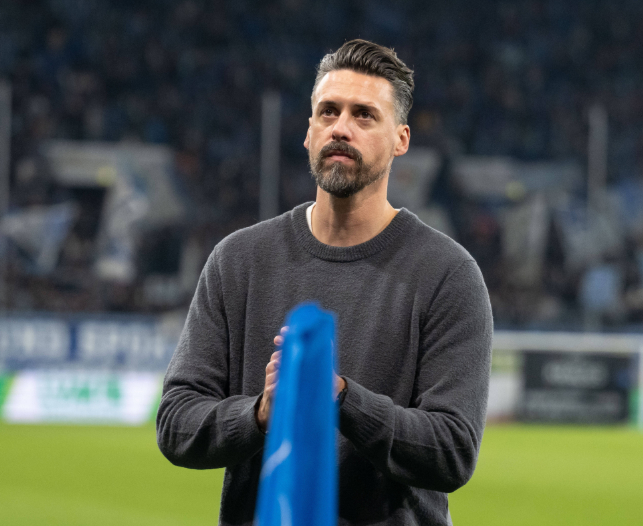 前德国国家队助理教练瓦格纳接受采访时表示，自己并不后悔离开国家队。瓦格纳去年离开