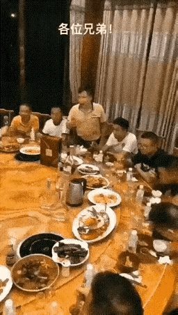 一顿饭，认清了一群朋友，值了！