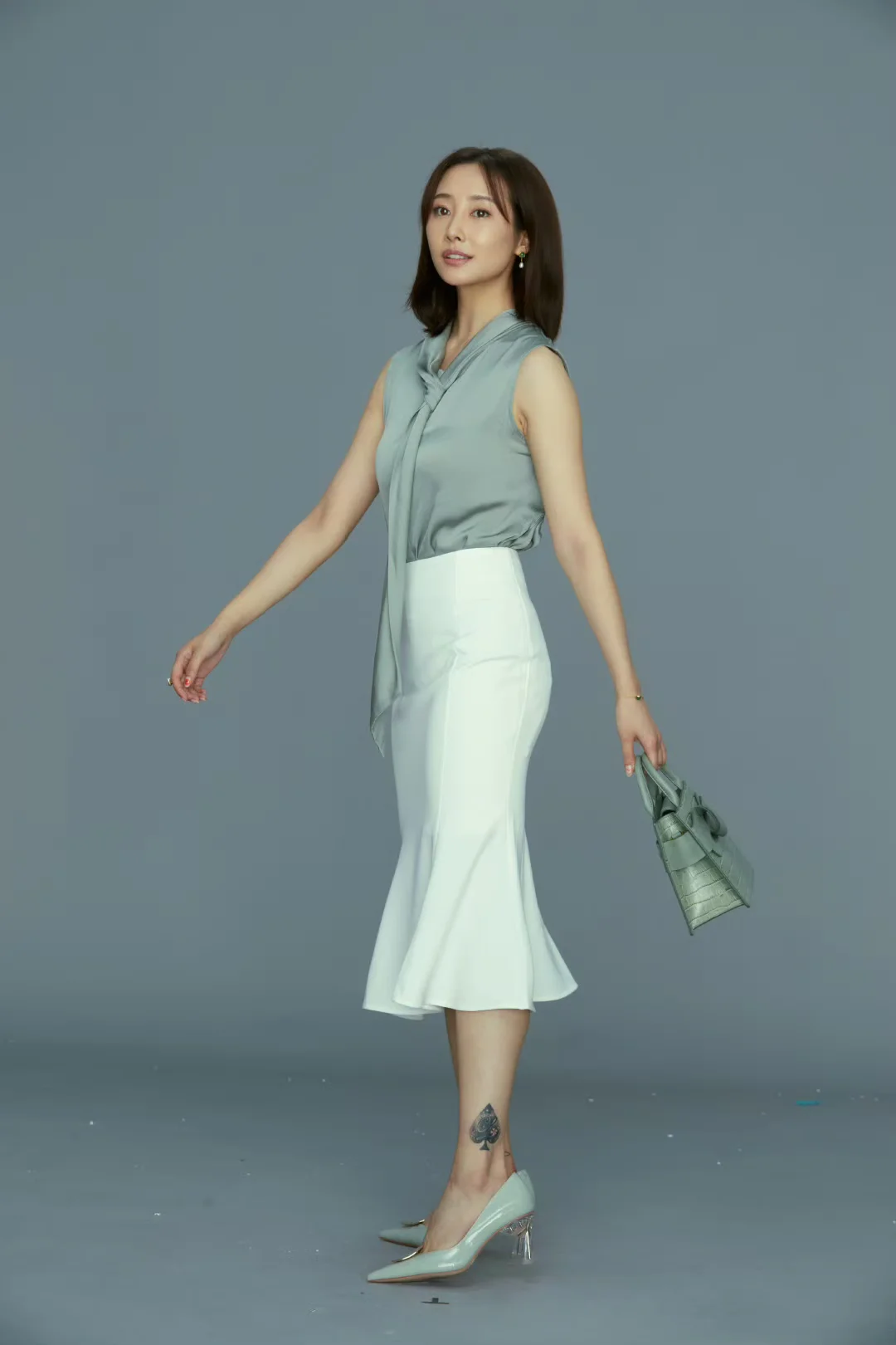 李纯👠